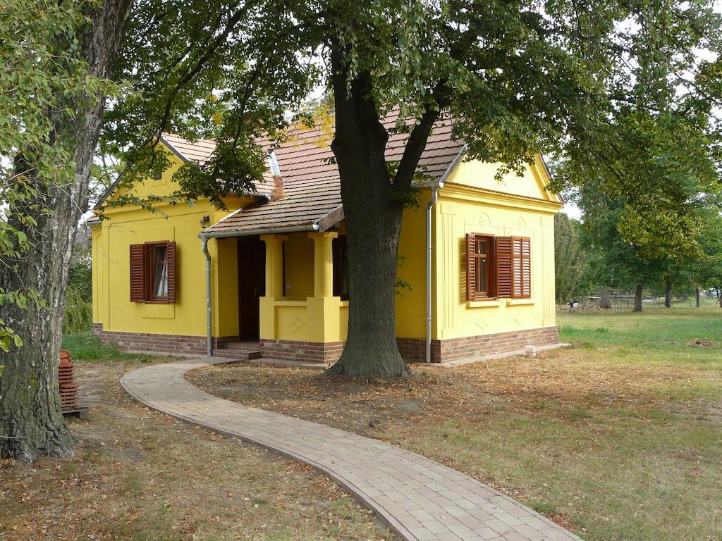Marfi Vendeghaz Villa Magyarszerdahely Kamer foto